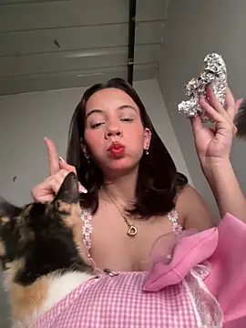 Snapshot of Nicole_Cute04 chatting on 18, 4, 2026 Nicole Cute04 online show from 18, 4, 2026