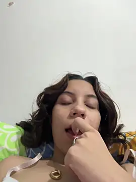 Snapshot of Nicole_Cute04 chatting on 29, 4, 2026 Nicole Cute04 online show from 29, 4, 2026