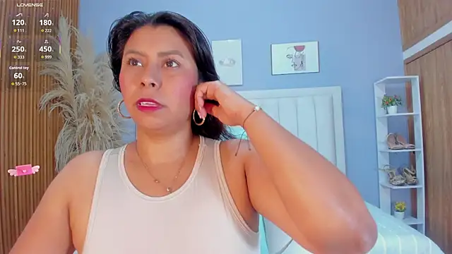 Snapshot of Anthonella_Lux chatting on 30, 3, 2026 Anthonella Lux online show from 30, 3, 2026