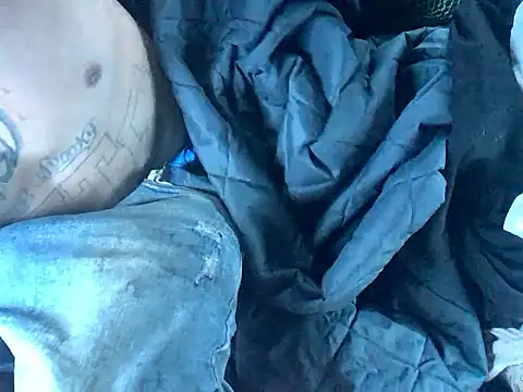 Snapshot of Donkie909 chatting on 11, 4, 2026 Donkie909 online show from 11, 4, 2026