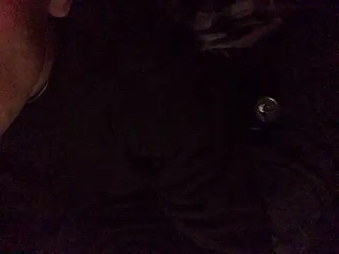 Snapshot of Donkie909 chatting on 21, 4, 2026 Donkie909 online show from 21, 4, 2026