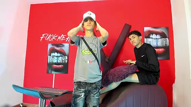 SKYN MAN online show from 31, 3, 2026