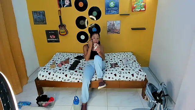 lilithevil32 online show from 23, 6, 2026