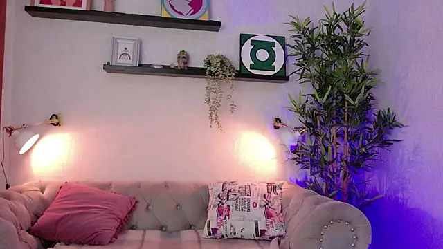 Snapshot of Katalinalee chatting on 14, 4, 2026 Katalinalee online show from 14, 4, 2026