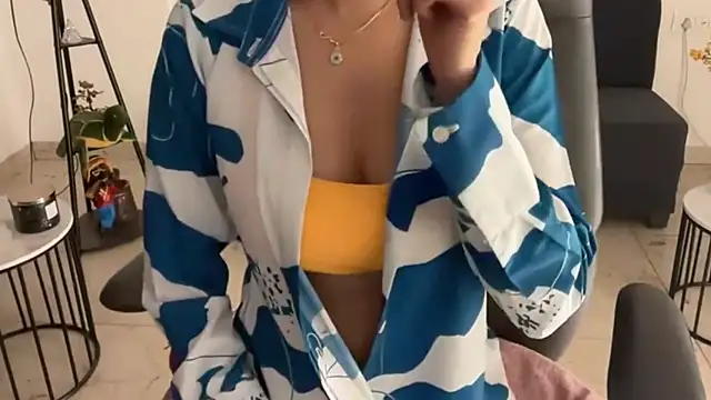 Snapshot of Grema_sexy1 chatting on 3, 3, 2026 Grema sexy1 online show from 3, 3, 2026