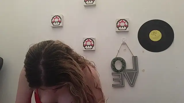 Snapshot of Caroline_hernandes chatting on 22, 4, 2026 Caroline hernandes online show from 22, 4, 2026
