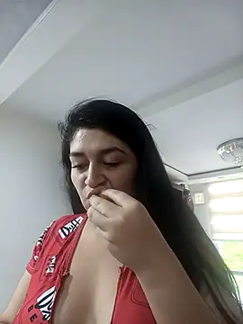 Snapshot of sckarlet1 chatting on 4, 4, 2026 sckarlet1 online show from 4, 4, 2026