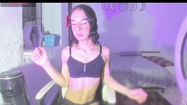 Snapshot of marianafoxx_ chatting on 19, 4, 2026 marianafoxx online show from 19, 4, 2026