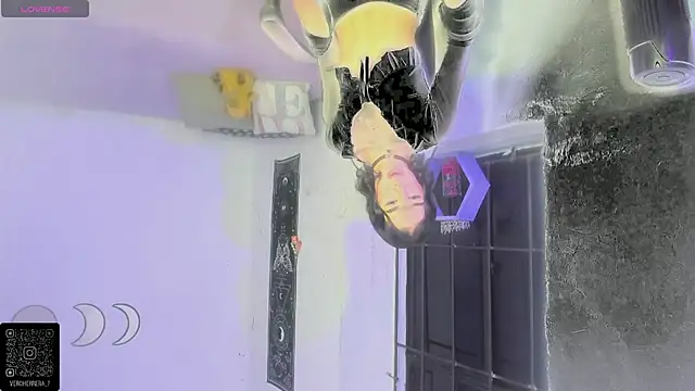 Snapshot of marianafoxx_ chatting on 23, 4, 2026 marianafoxx online show from 23, 4, 2026