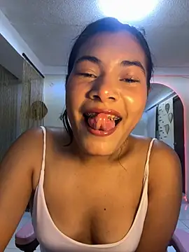 Snapshot of Sweetroseof chatting on 10, 3, 2026 Sweetroseof online show from 10, 3, 2026