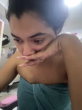 Snapshot of Sweetroseof chatting on 13, 3, 2026 Sweetroseof online show from 13, 3, 2026