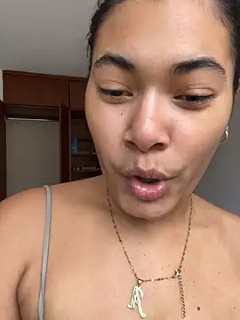 Snapshot of Sweetroseof chatting on 7, 4, 2026 Sweetroseof online show from 7, 4, 2026