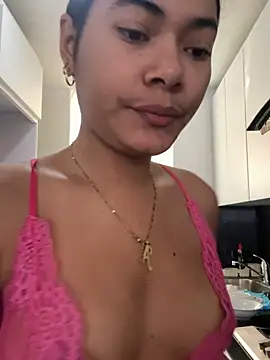 Snapshot of Sweetroseof chatting on 9, 4, 2026 Sweetroseof online show from 9, 4, 2026