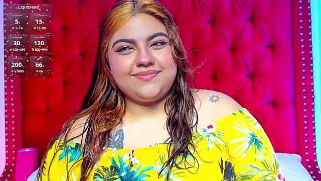 Snapshot of SunnyHoney_ chatting on 17, 6, 2026 SunnyHoney online show from 17, 6, 2026