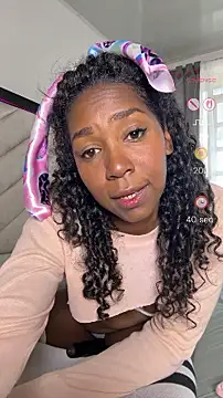 Snapshot of maryjane_ebony chatting on 14, 4, 2026 maryjane ebony online show from 14, 4, 2026