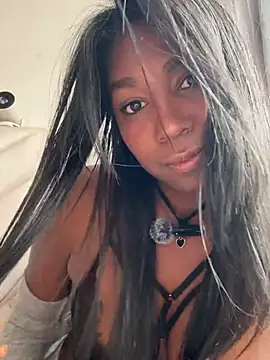 Snapshot of maryjane_ebony chatting on 8, 7, 2026 maryjane ebony online show from 8, 7, 2026