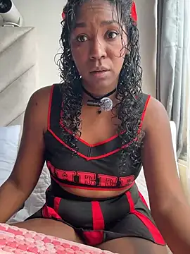 Snapshot of maryjane_ebony chatting on 22, 7, 2026 maryjane ebony online show from 22, 7, 2026