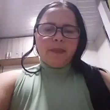 Snapshot of violetapeeveet chatting on 7, 4, 2026 violetapeeveet online show from 7, 4, 2026