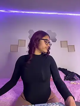 Snapshot of Daliila_11x chatting on 4, 4, 2026 Daliila 11x online show from 4, 4, 2026