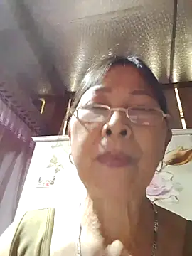 Snapshot of Sky-rain98 chatting on 1, 4, 2026 Sky-rain98 online show from 1, 4, 2026