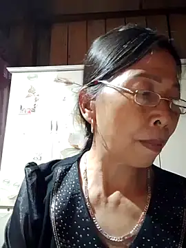 Snapshot of Sky-rain98 chatting on 2, 4, 2026 Sky-rain98 online show from 2, 4, 2026