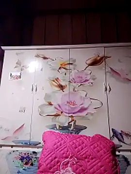 Snapshot of Sky-rain98 chatting on 3, 4, 2026 Sky-rain98 online show from 3, 4, 2026