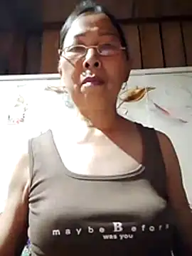 Snapshot of Sky-rain98 chatting on 10, 4, 2026 Sky-rain98 online show from 10, 4, 2026