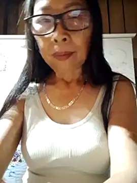 Snapshot of Sky-rain98 chatting on 16, 4, 2026 Sky-rain98 online show from 16, 4, 2026