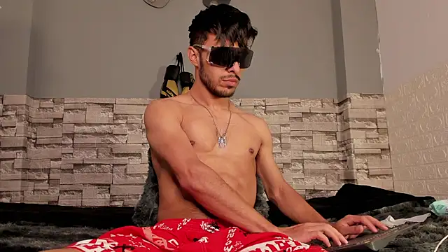 Snapshot of x_harold_x chatting on 20, 3, 2026 x harold x online show from 20, 3, 2026