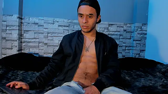 Snapshot of x_harold_x chatting on 7, 4, 2026 x harold x online show from 7, 4, 2026