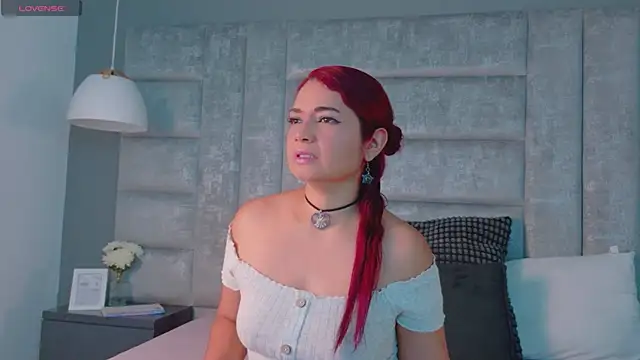 Snapshot of PaulaVegaa chatting on 15, 4, 2026 PaulaVegaa online show from 15, 4, 2026