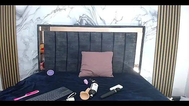 Snapshot of Mohana_girls_sexy chatting on 7, 4, 2026 Mohana girls sexy online show from 7, 4, 2026