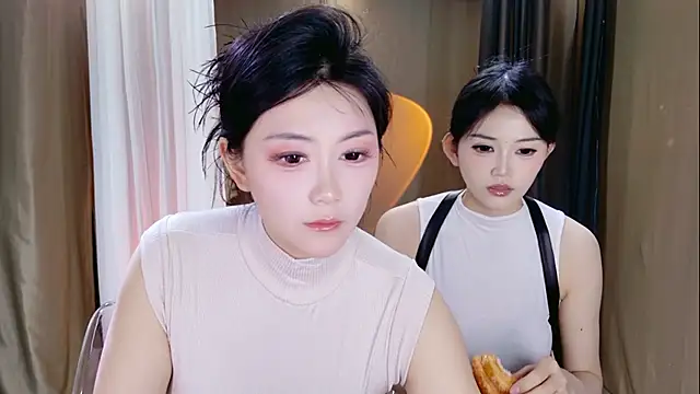 Banana-Milk69 online show from 18, 5, 2026