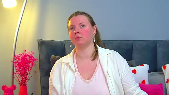 Snapshot of MelodyMoores chatting on 28, 3, 2026 MelodyMoores online show from 28, 3, 2026