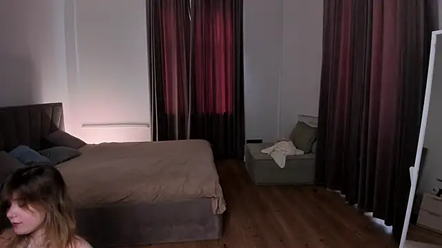 Snapshot of JennyHardy chatting on 10, 3, 2026 JennyHardy online show from 10, 3, 2026