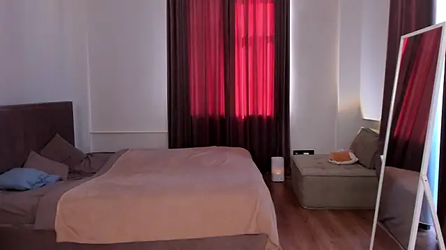 Snapshot of JennyHardy chatting on 16, 3, 2026 JennyHardy online show from 16, 3, 2026