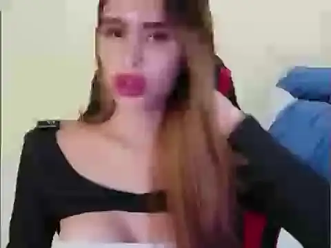 Snapshot of celest_yummy chatting on 25, 4, 2026 celest yummy online show from 25, 4, 2026