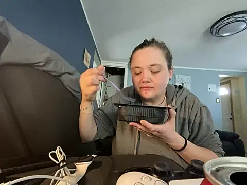 Snapshot of highimmaryjane chatting on 10, 4, 2026 highimmaryjane online show from 10, 4, 2026