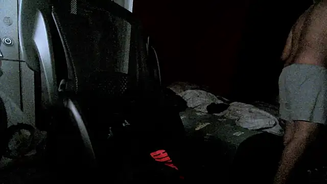 Snapshot of curly_rico chatting on 4, 4, 2026 curly rico online show from 4, 4, 2026