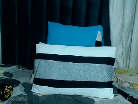 Snapshot of mimi_passion24 chatting on 7, 3, 2026 mimi passion24 online show from 7, 3, 2026