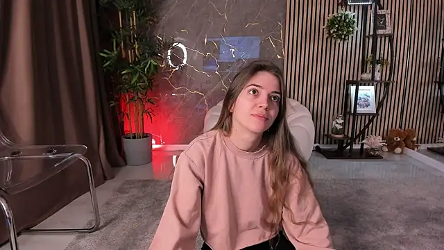 Snapshot of Velvet_Spell chatting on 7, 4, 2026 Velvet Spell online show from 7, 4, 2026