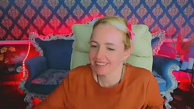 Snapshot of Alaska_Si chatting on 4, 4, 2026 Alaska Si online show from 4, 4, 2026