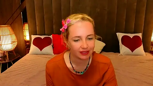 Snapshot of Alaska_Si chatting on 5, 4, 2026 Alaska Si online show from 5, 4, 2026