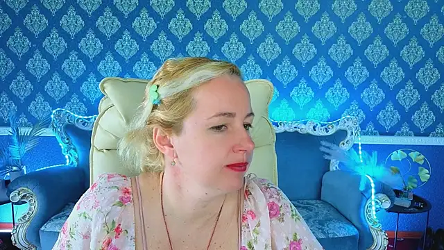 Snapshot of Alaska_Si chatting on 7, 4, 2026 Alaska Si online show from 7, 4, 2026