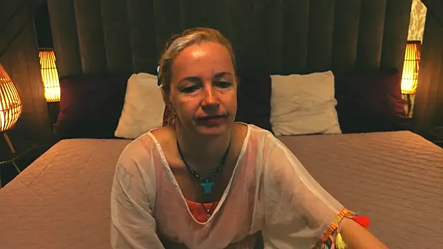 Snapshot of Alaska_Si chatting on 9, 4, 2026 Alaska Si online show from 9, 4, 2026