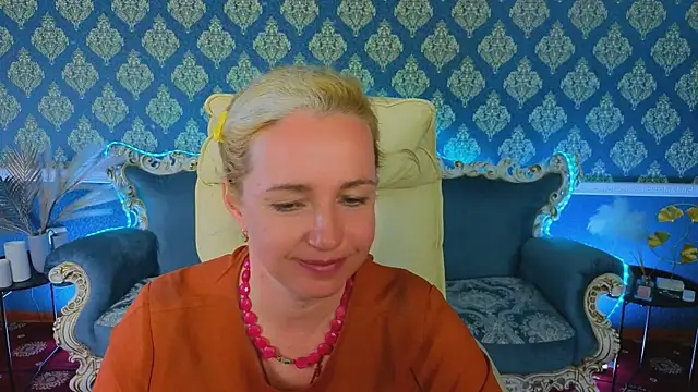 Snapshot of Alaska_Si chatting on 18, 4, 2026 Alaska Si online show from 18, 4, 2026