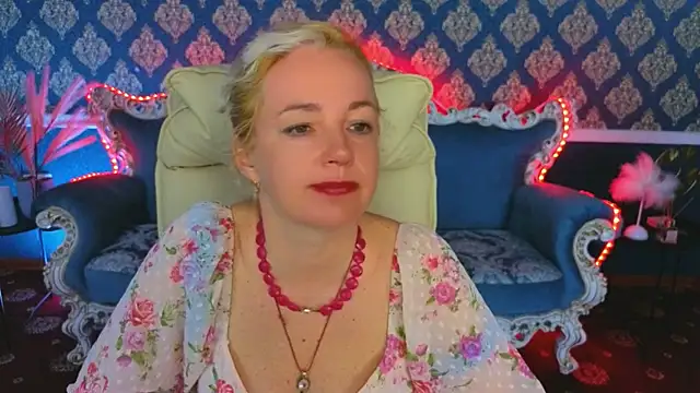 Snapshot of Alaska_Si chatting on 21, 4, 2026 Alaska Si online show from 21, 4, 2026