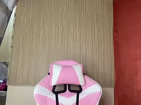 Snapshot of Sunkissed_seductress chatting on 8, 4, 2026 Sunkissed seductress online show from 8, 4, 2026