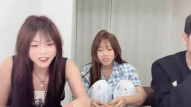 Snapshot of SM_0007 chatting on 28, 3, 2026 SM 0007 online show from 28, 3, 2026