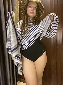 Snapshot of KristieKitty chatting on 15, 3, 2026 KristieKitty online show from 15, 3, 2026